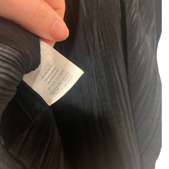 MADEWELL WOMEN'S BLACK SLEEVELES NICOLE PLEATED RUFFLE TOP TANK - Picture 4 of 5